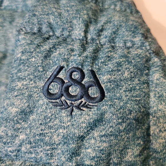 686 Women's Airflight Puffer Jacket - Picture 3 of 8